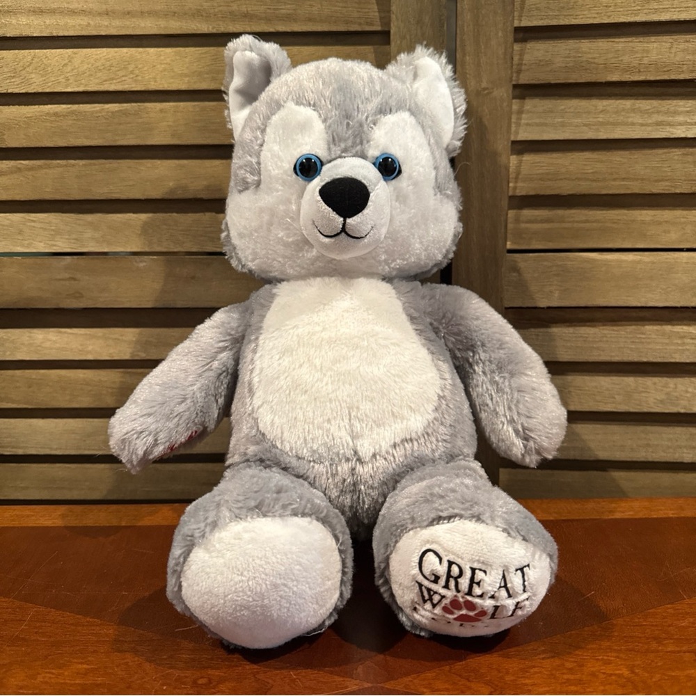 Build a Bear Gray Great Wolf Lodge Exclusive Wolf Stuffed Animal ~15"